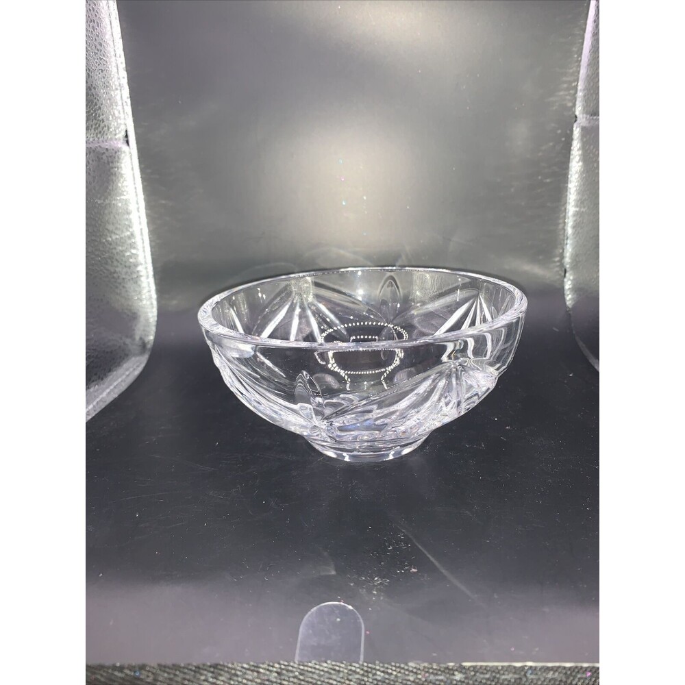 WATERFORD CRYSTAL GLASS BOWL - BEAUTIFUL!